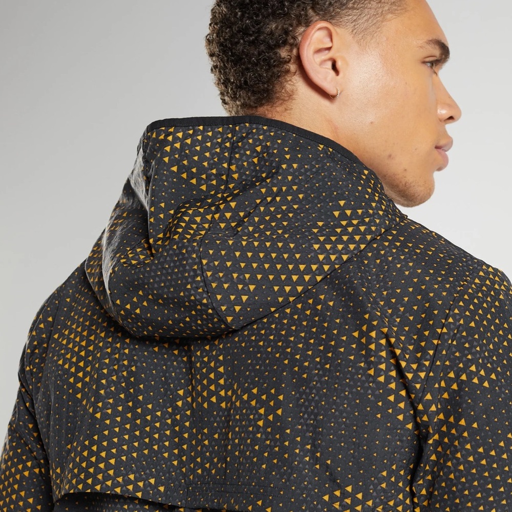 Gymshark Sport Windbreaker, M - Picture 9 of 9